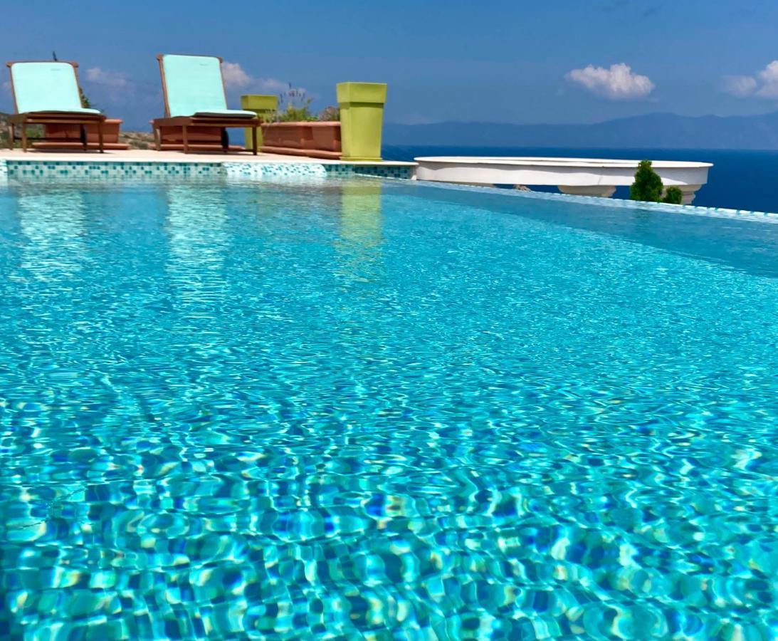 Villa Ulyana Kriaritsi - Athos Sea View & Spa Eksteriør billede