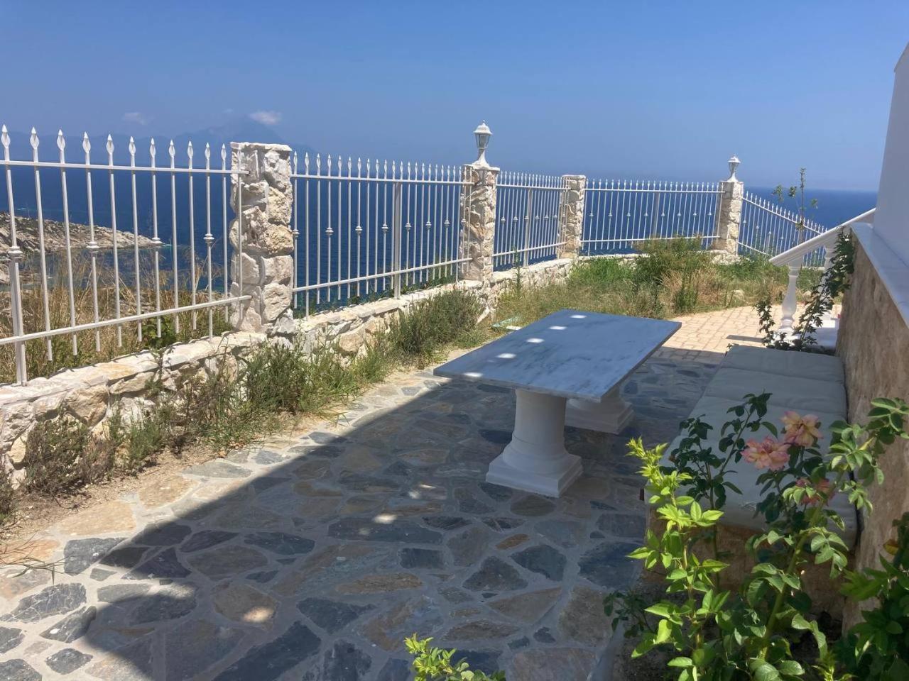 Villa Ulyana Kriaritsi - Athos Sea View & Spa Eksteriør billede