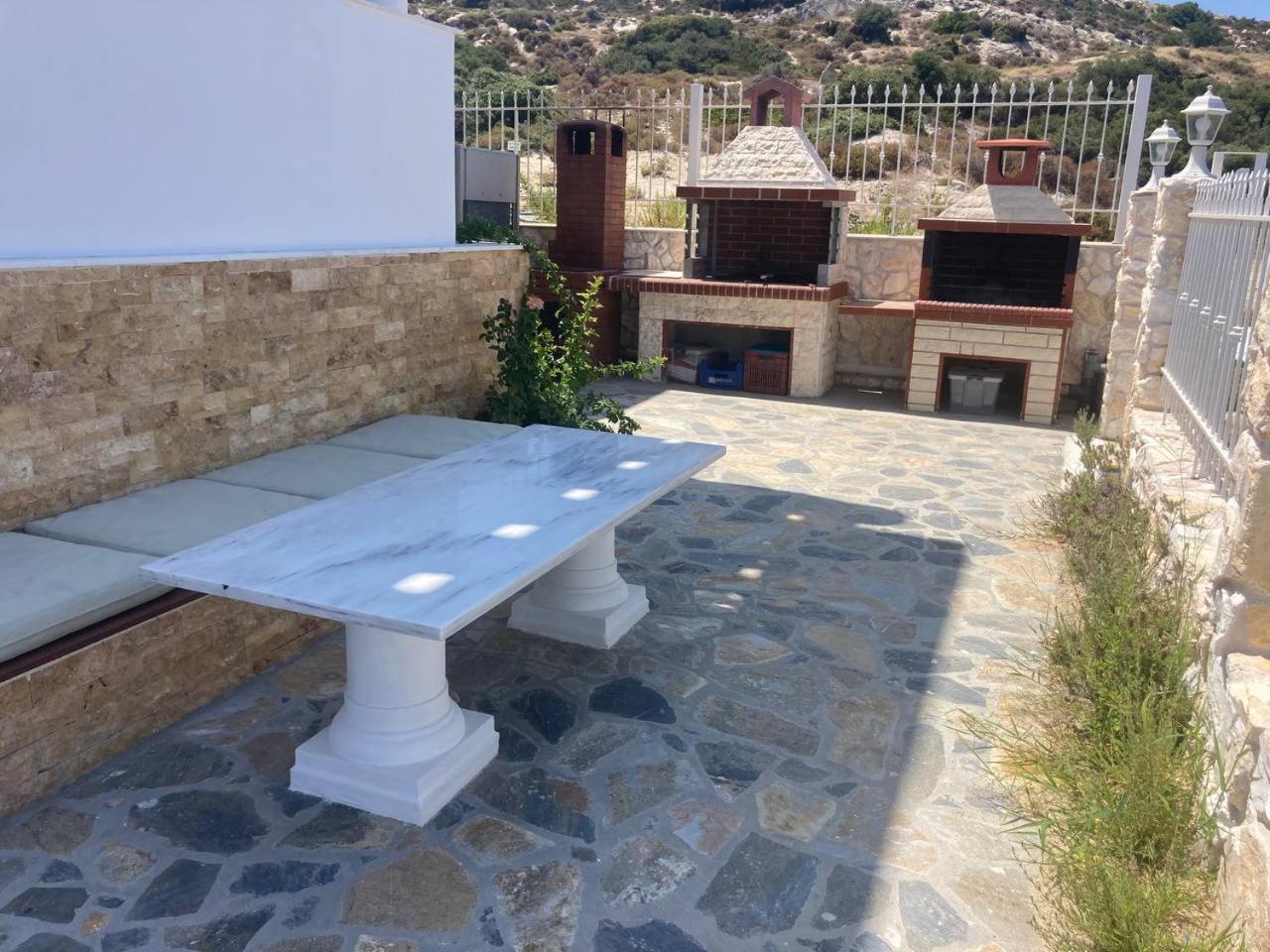 Villa Ulyana Kriaritsi - Athos Sea View & Spa Eksteriør billede